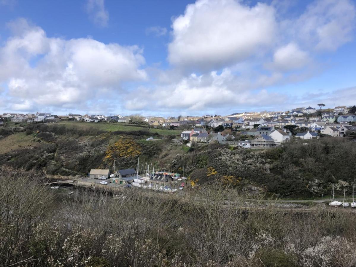 Holiday home Tremanhire Solva